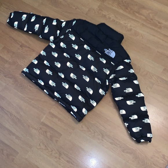 NWT The North Face Teen 1996 Retro Nuptse Jacket, Medium (10) - Picture 10 of 14